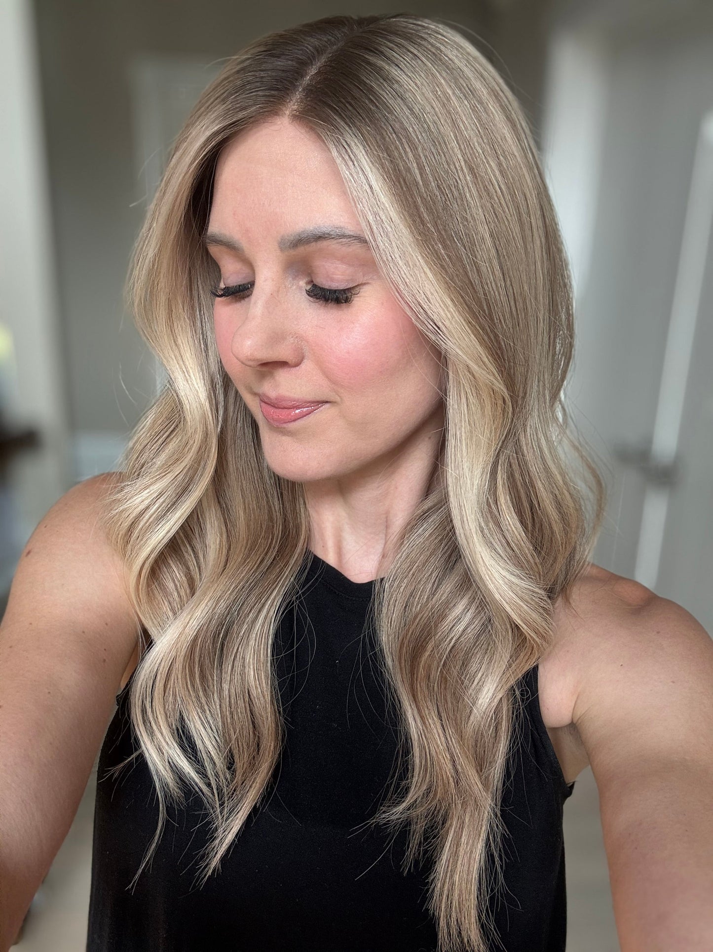 22" Olivia Comfort Cap Lace Top Wig (S) (FINAL SALE)