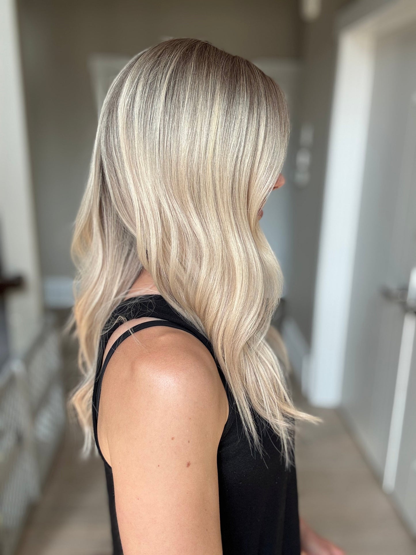 22" Hillary Comfort Cap Lace Top Wig (M) (FINAL SALE)