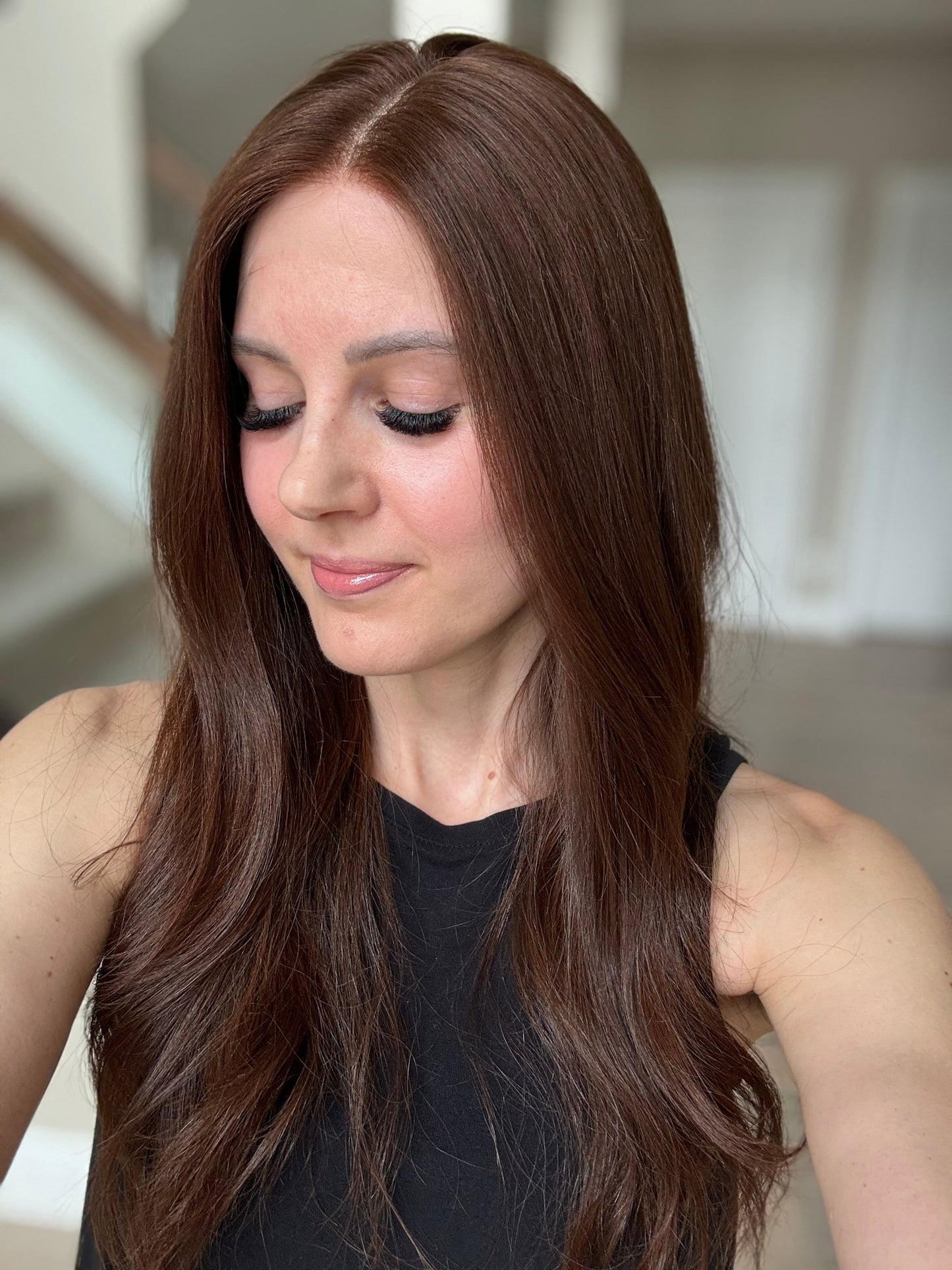 Euro Wig #4: 22" Warm Brown Comfort Cap (M)