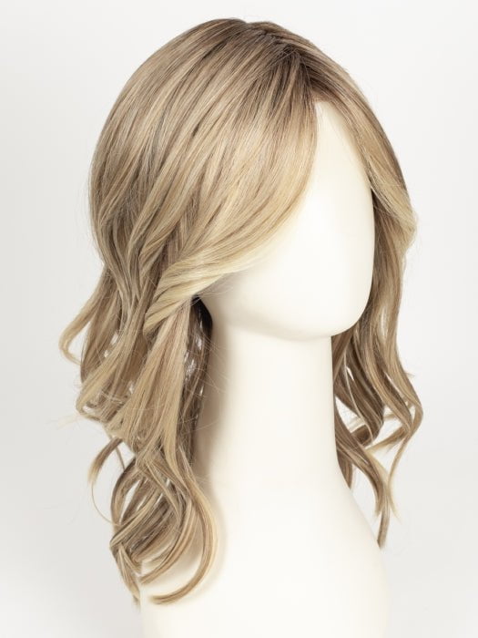 Laguna Beach | Synthetic Lace Front Wig (Mono Part)