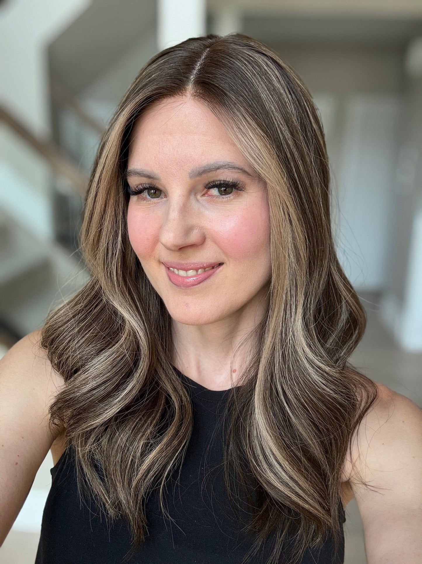 21" Flavia Comfort Cap Silk Top Wig (M)