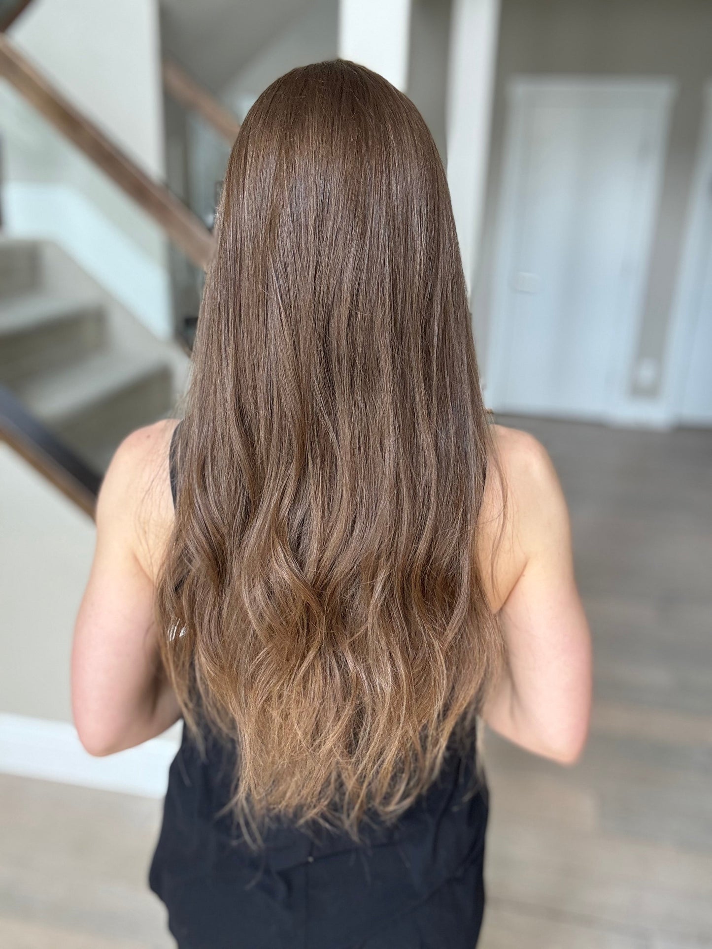 Euro Wig #6: 26" Neutral-Warm Medium Brown Comfort Cap (S/M)