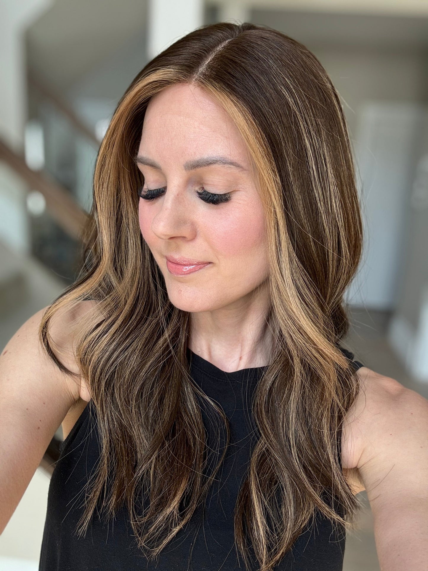 22" Gabriella Comfort Cap Lace Top Wig (M)