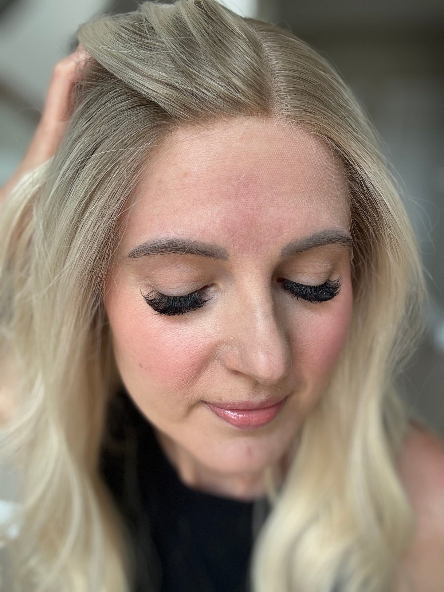 18" Vanessa Luxury Cap Lace Top Wig (S) (FINAL SALE)