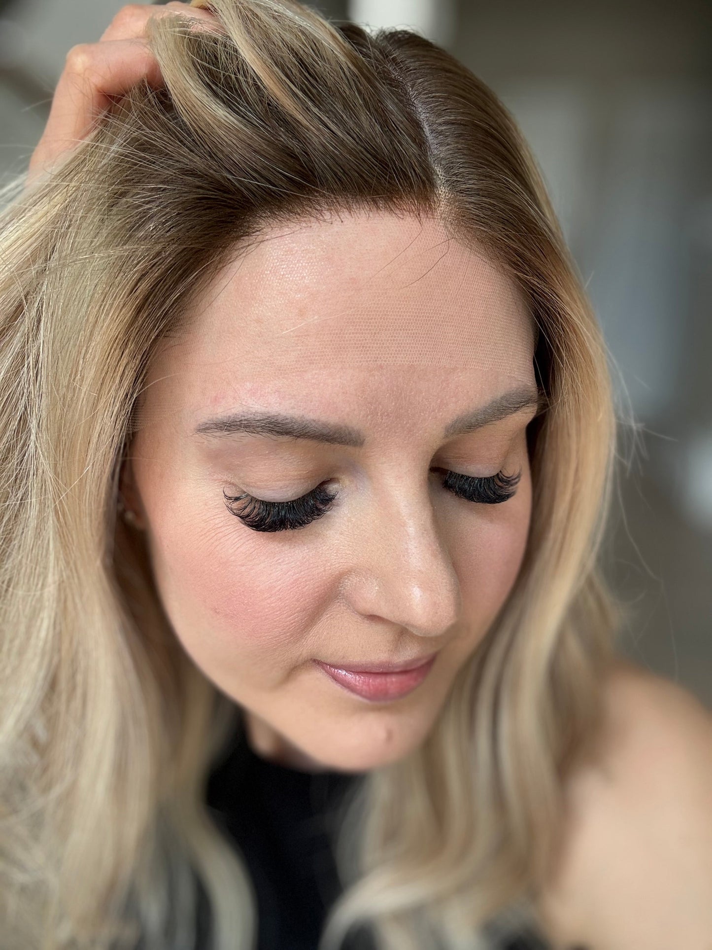 17" Katie Comfort Cap Silk Top Wig (M) (FINAL SALE)