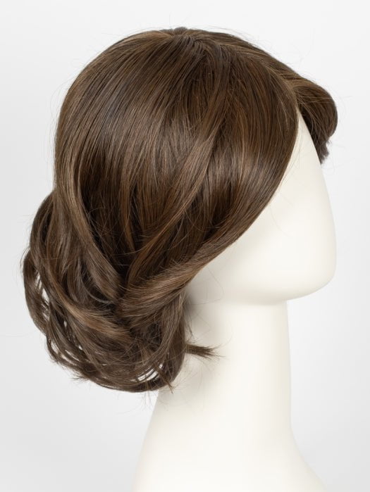 Crowd Pleaser | HF Synthetic Lace Front Wig (Mono Part)