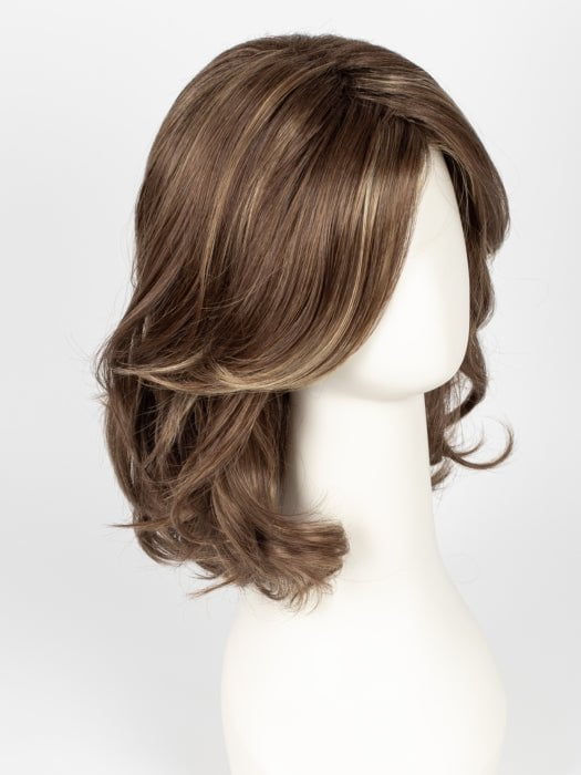 Carrie | Synthetic Wig (Basic Cap)