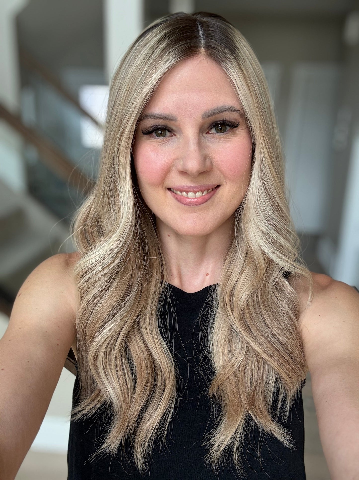 23" Olivia Comfort Cap Silk Top Wig (M)