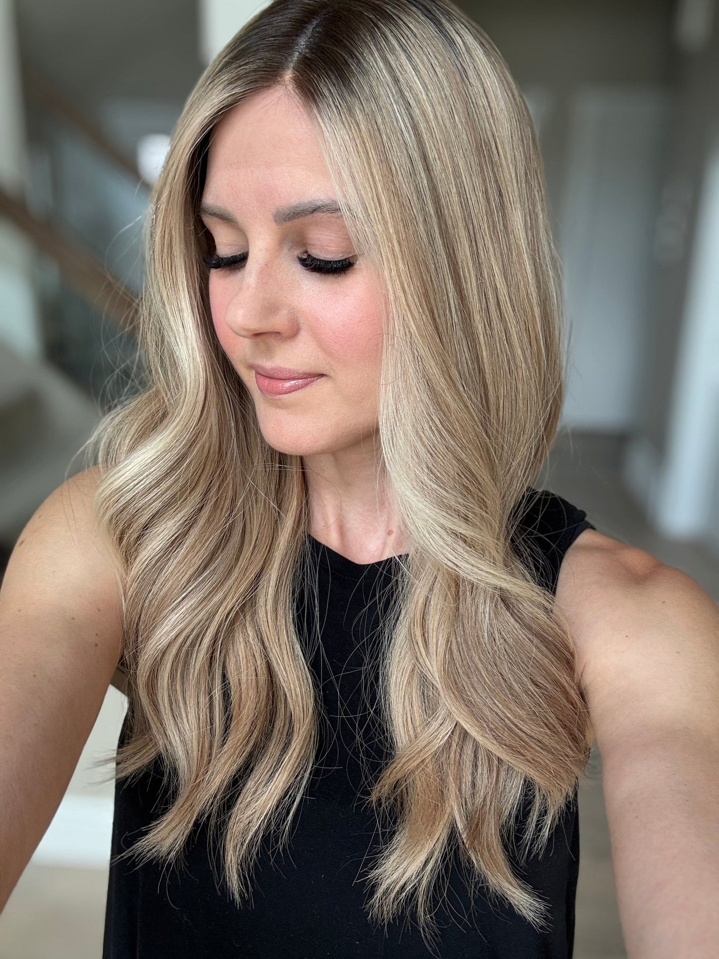 23" Olivia Comfort Cap Silk Top Wig (M)