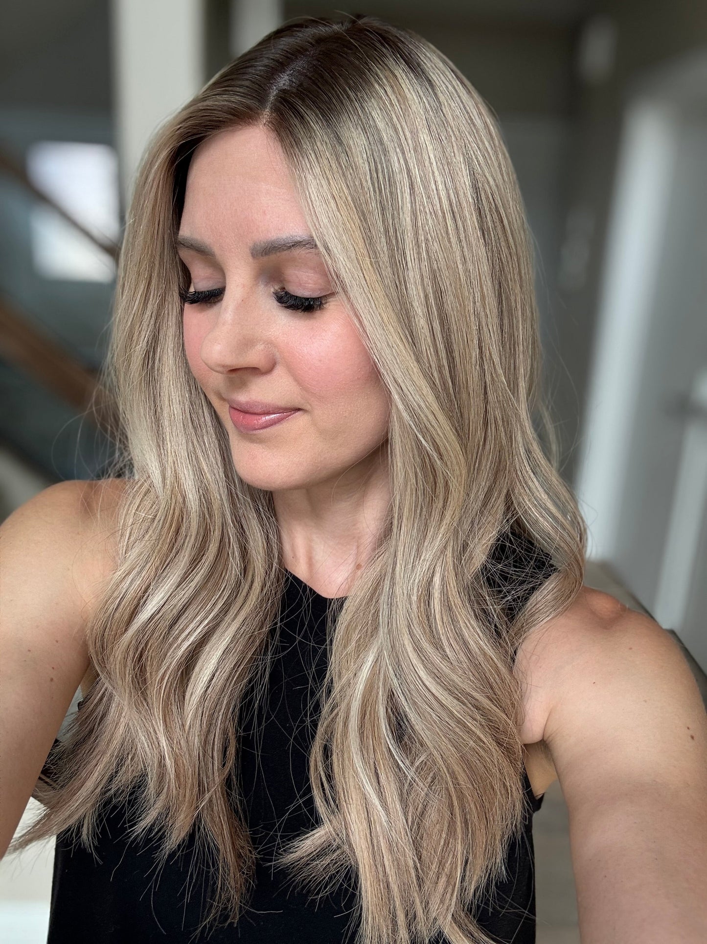 23" Olivia Comfort Cap Silk Top Wig (S)