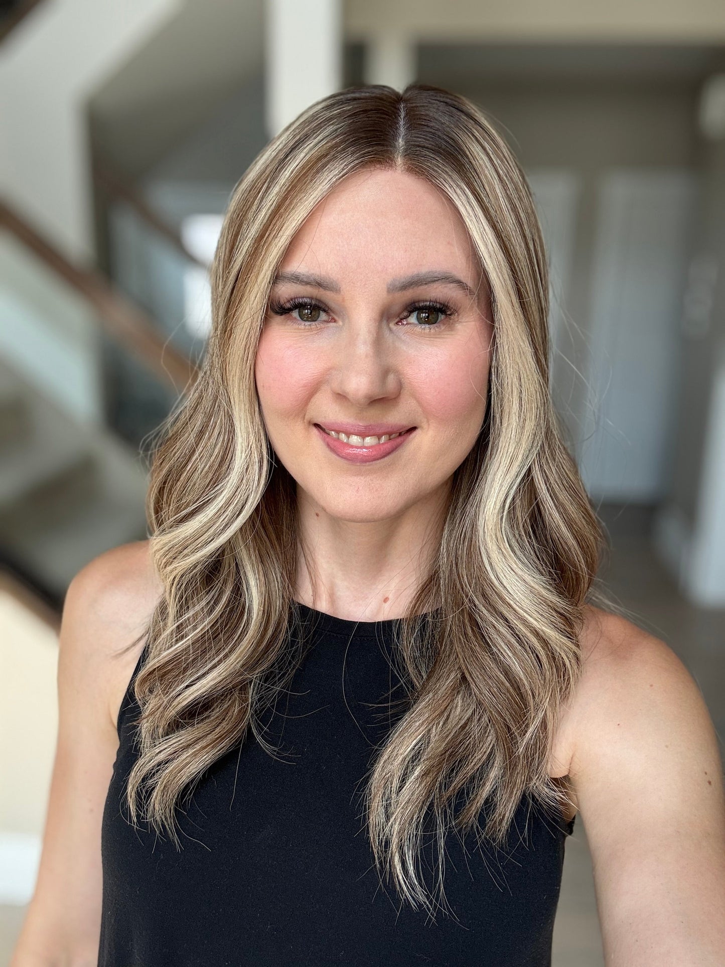 21" Anniston Comfort Cap Silk Top Wig (M)