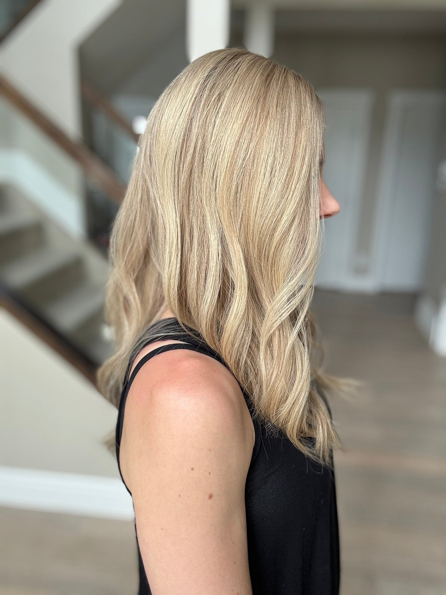 22" Hana Comfort Cap Lace Top Wig (S) (FINAL SALE)