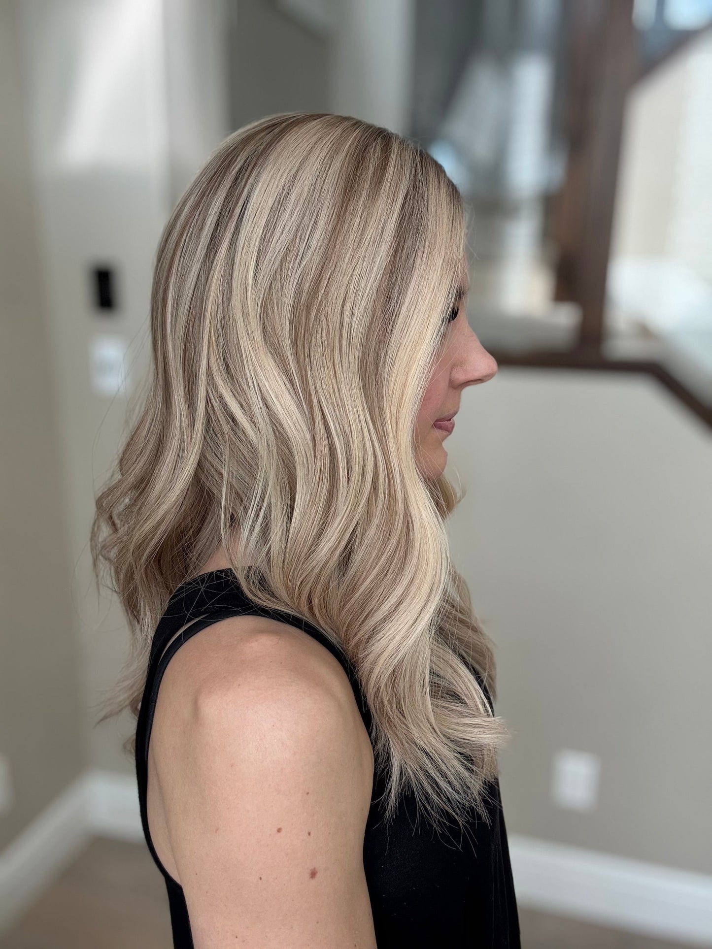 22" Kali Comfort Cap Lace Top Wig (M) (FINAL SALE)