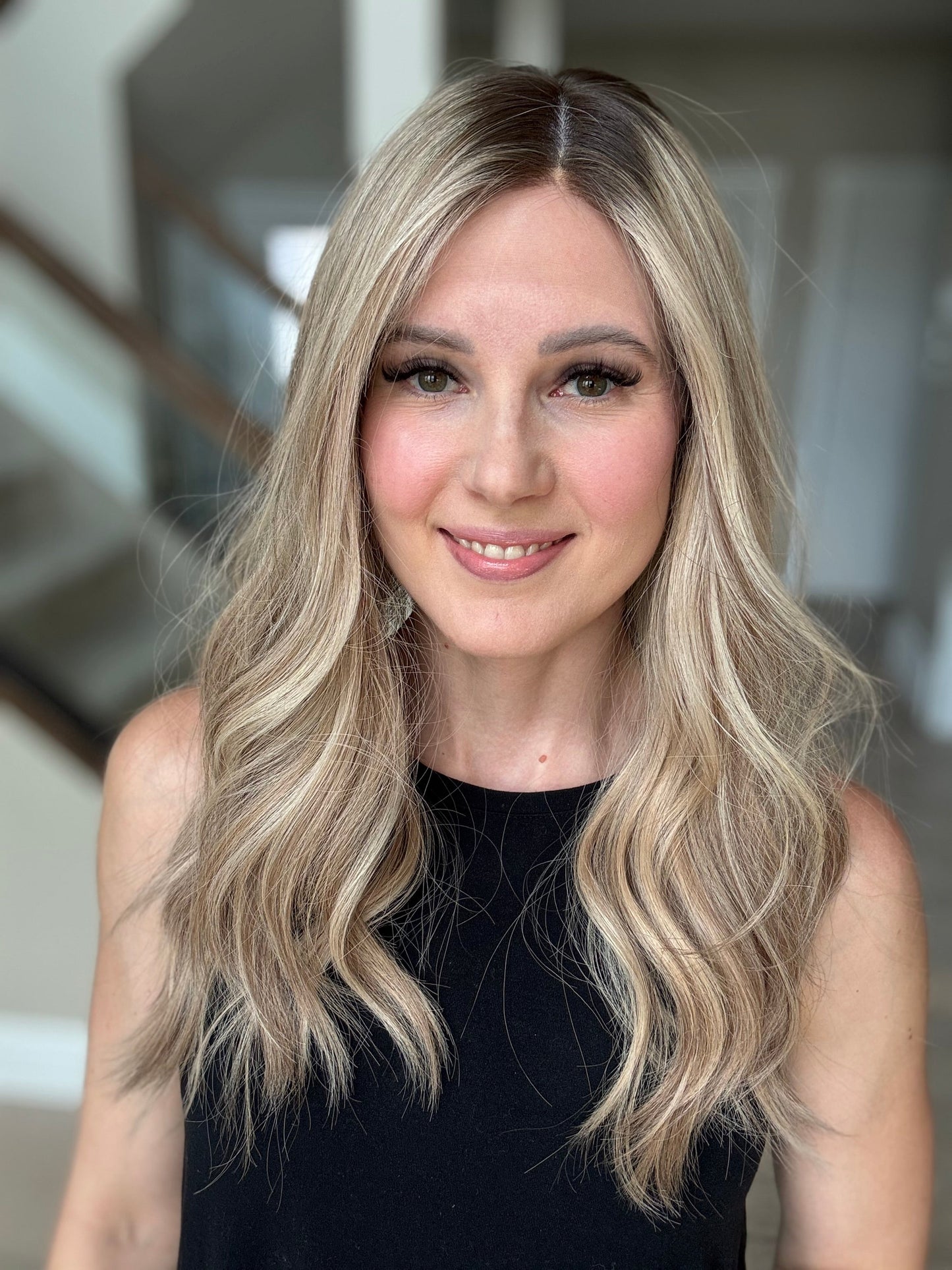 23" Olivia Comfort Cap Silk Top Wig (M)