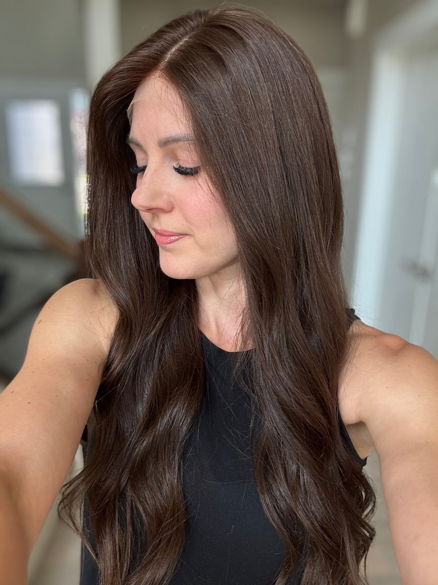 Euro Wig #7: 25" Dark Neutral Brown Comfort Cap (M)