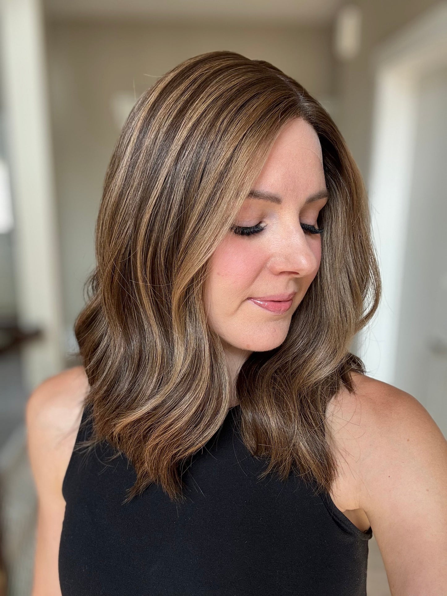 18" Penelope Comfort Cap Silk Top Wig (M)