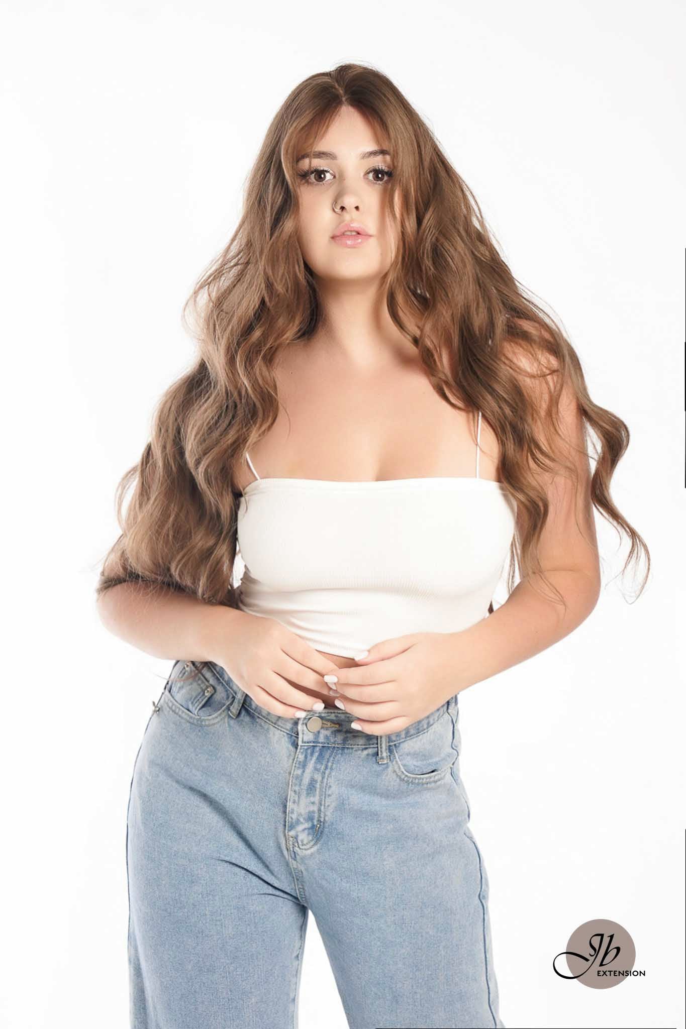 JBEXTENSION GENERATION FIVE 28 Inches Light Brown Body Wave Wig FLAVIA LIGHT BROWN