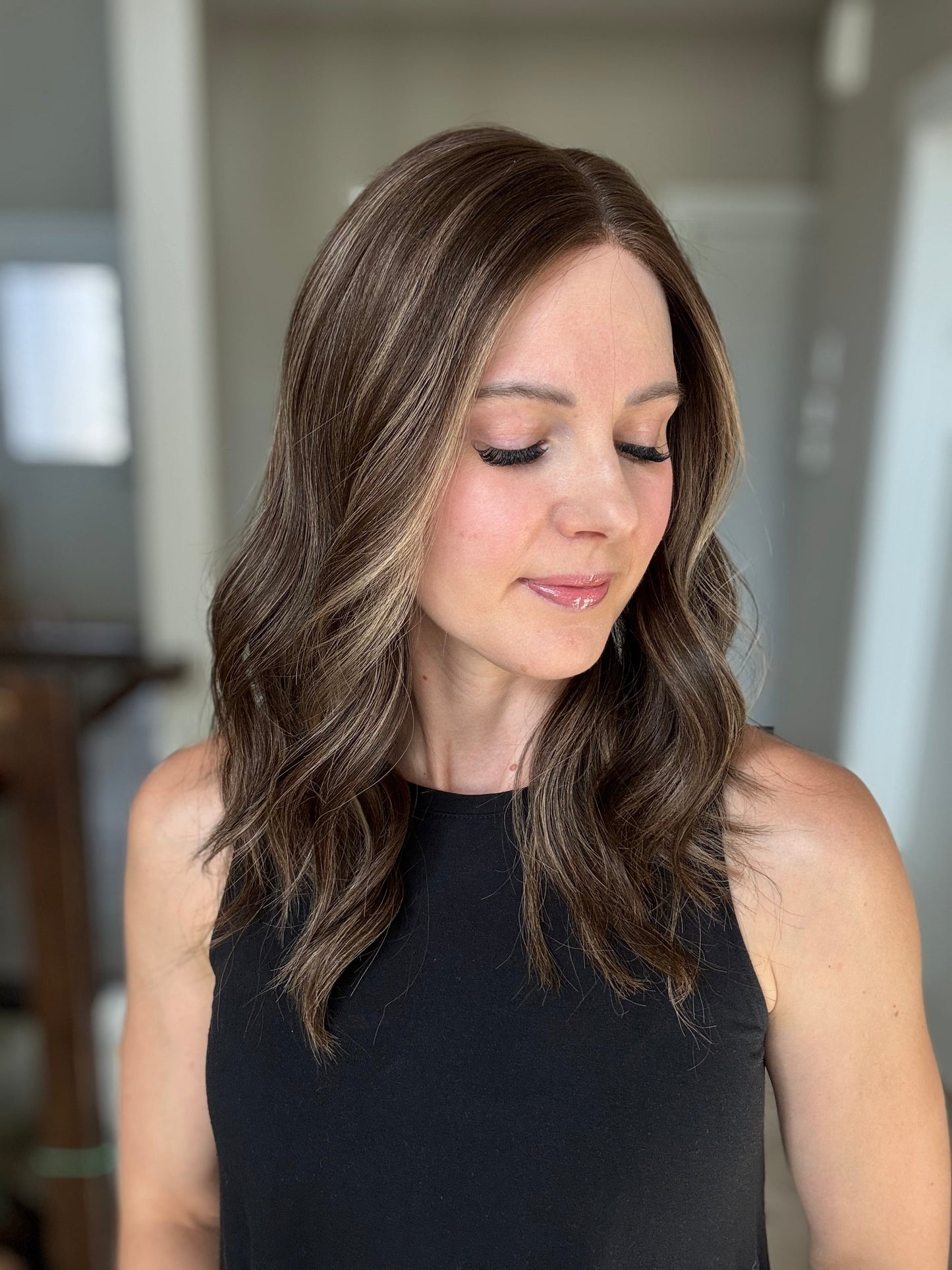 20" Jennifer Comfort Cap Lace Top Wig (S)