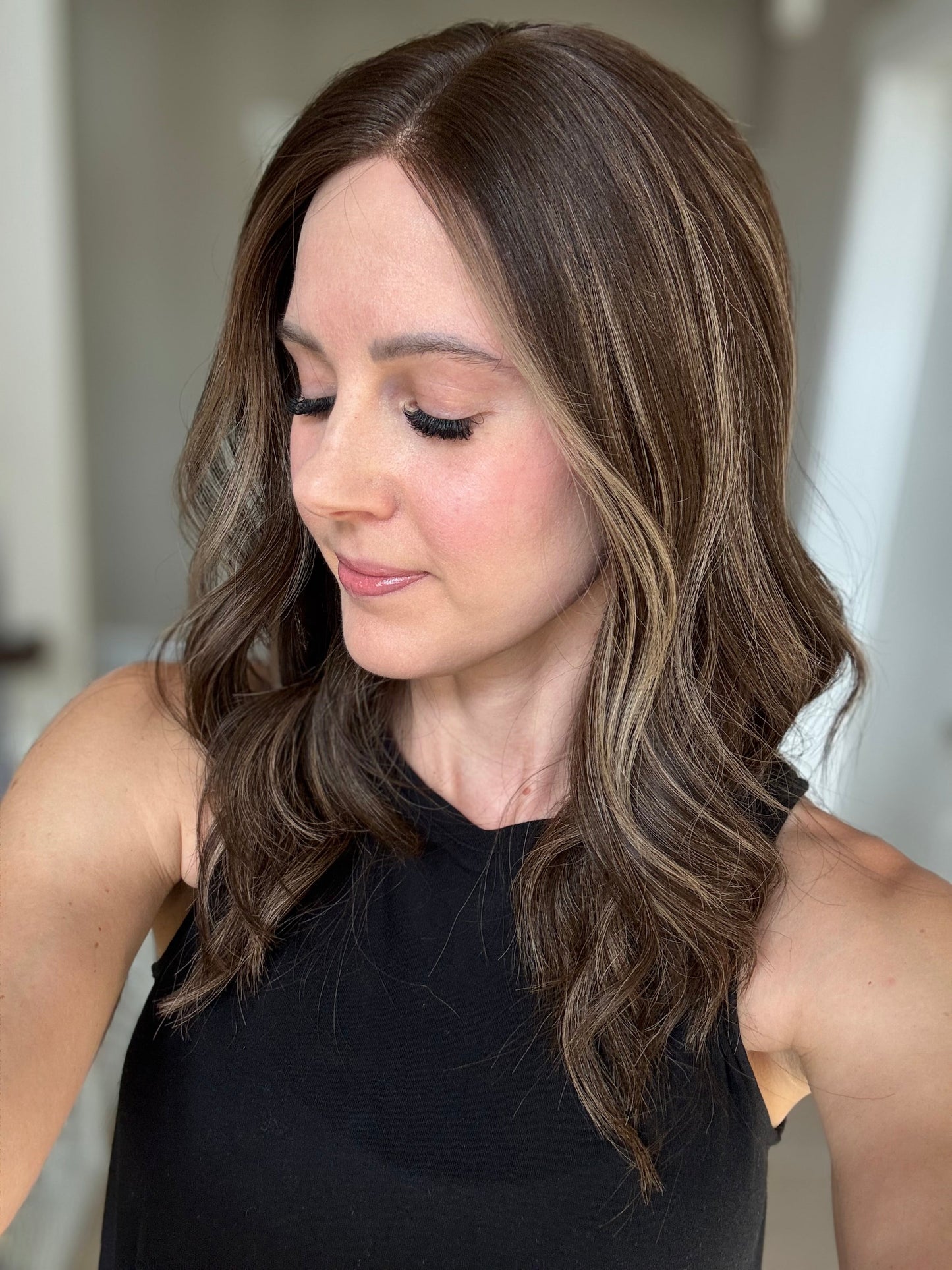 20" Jennifer Comfort Cap Lace Top Wig (S)