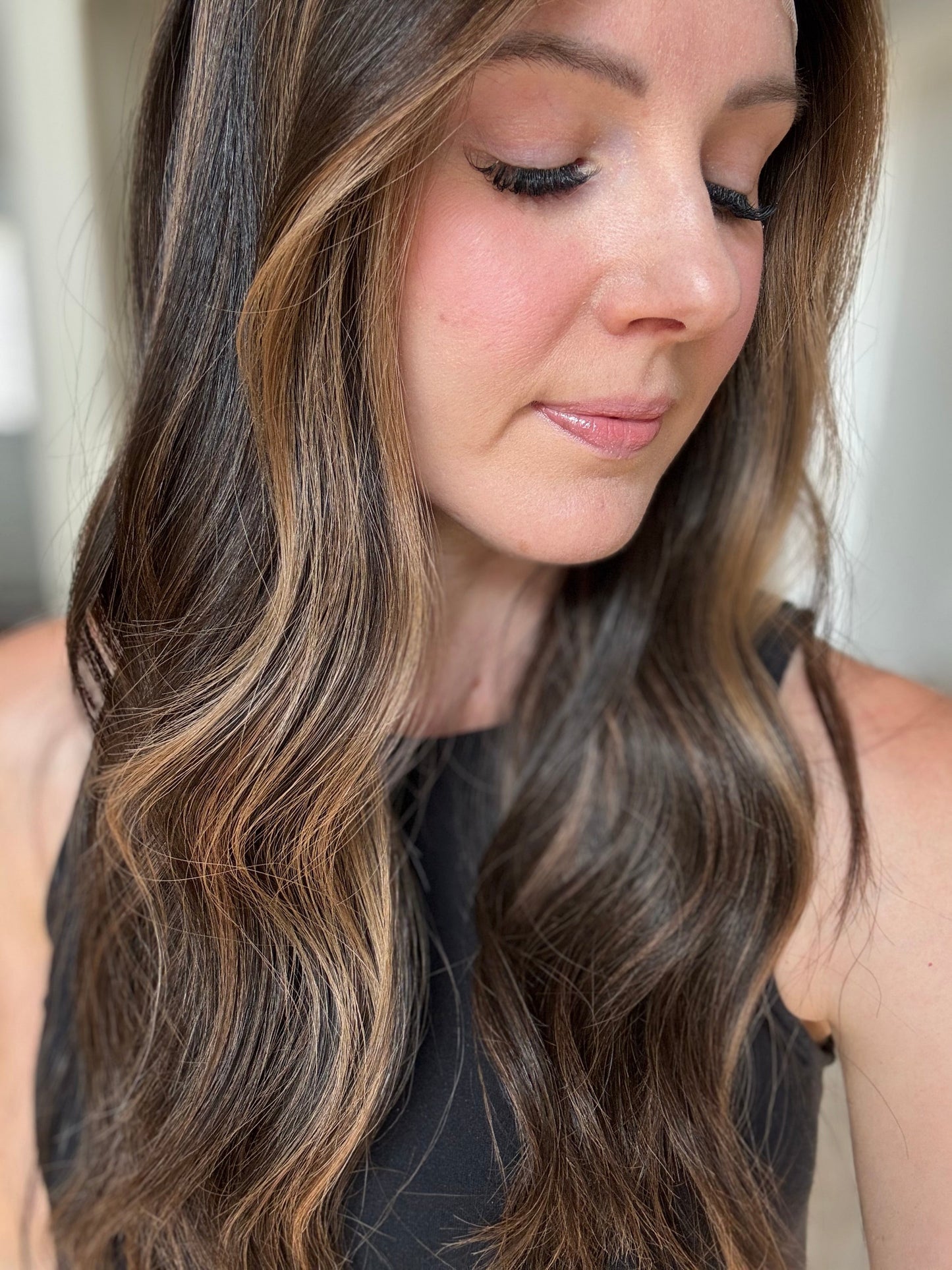 24" Tatiana Comfort Cap Lace Top Wig (M)