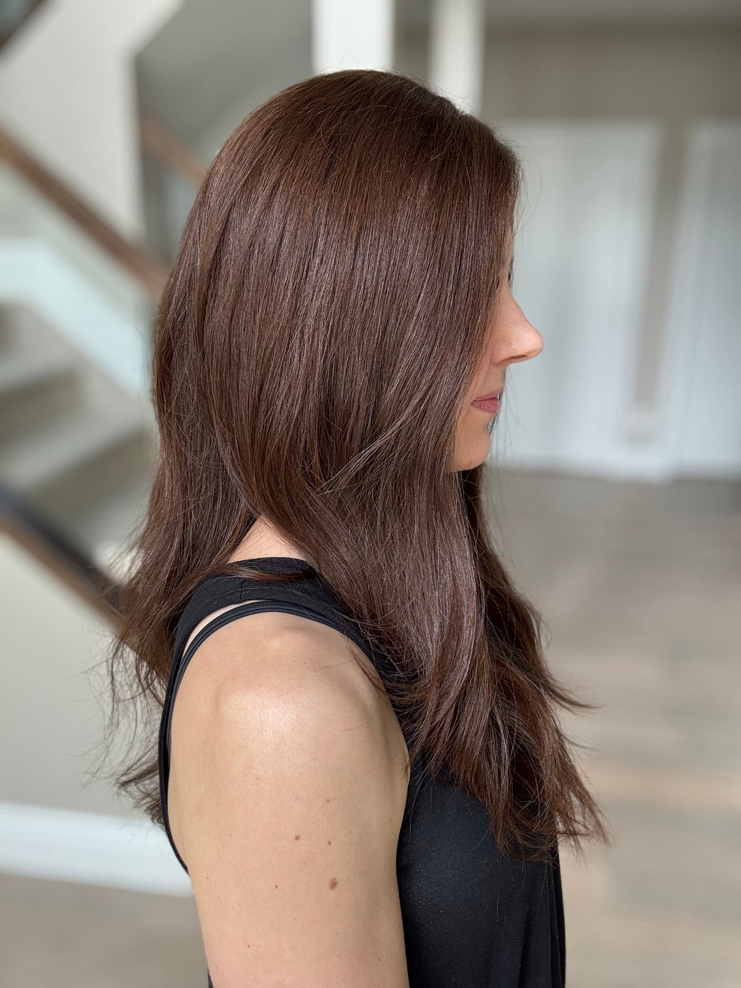 Euro Wig #4: 22" Warm Brown Comfort Cap (M)