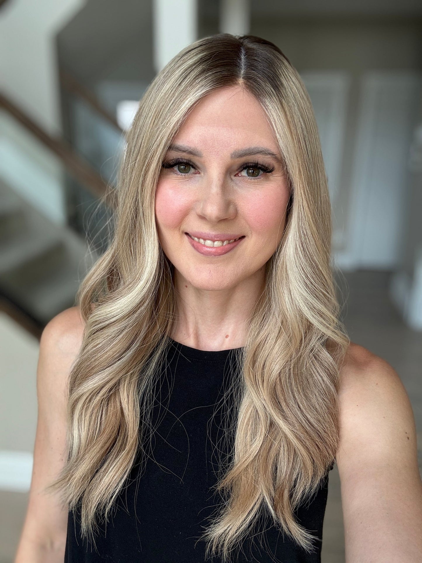 23" Olivia Comfort Cap Silk Top Wig (M)