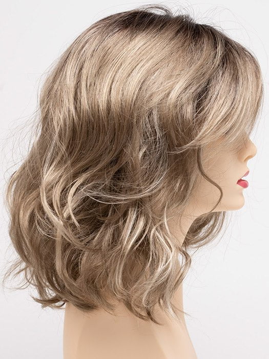 Dakota | Synthetic Wig (Mono Part)