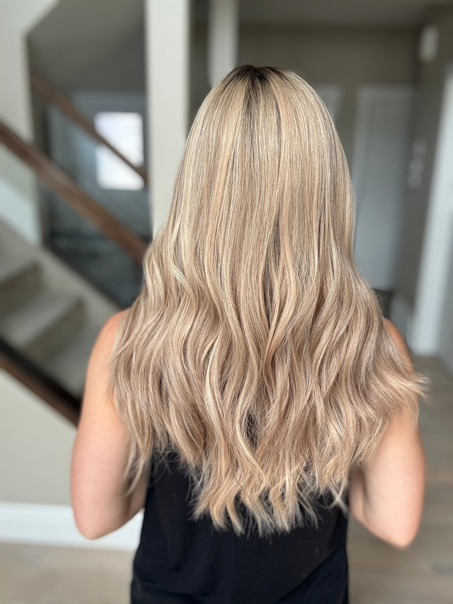 23" Olivia Comfort Cap Silk Top Wig (M)