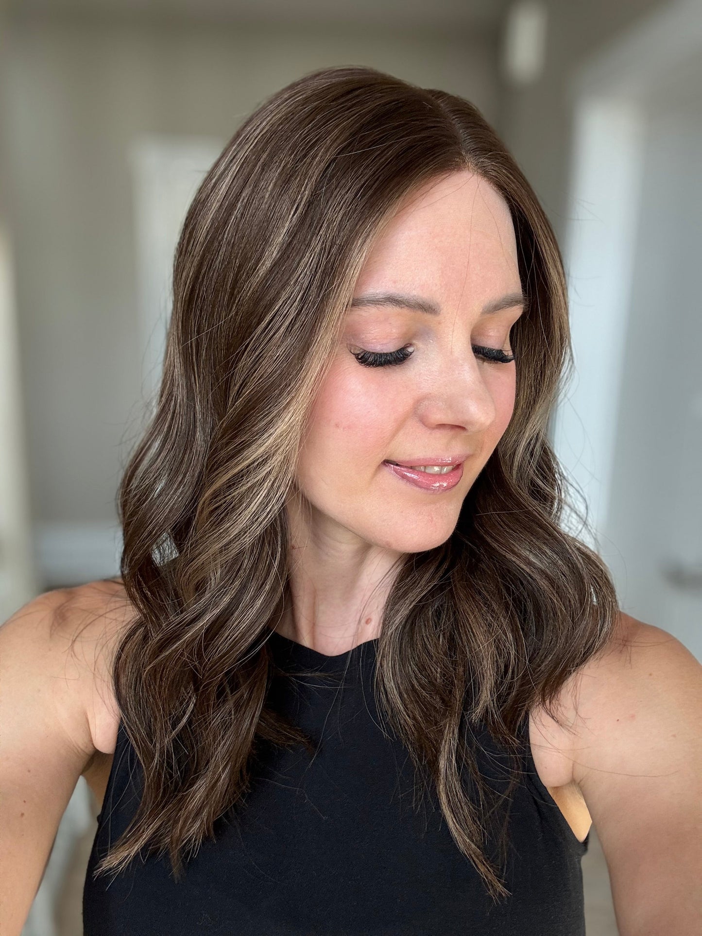 20" Jennifer Comfort Cap Lace Top Wig (S)