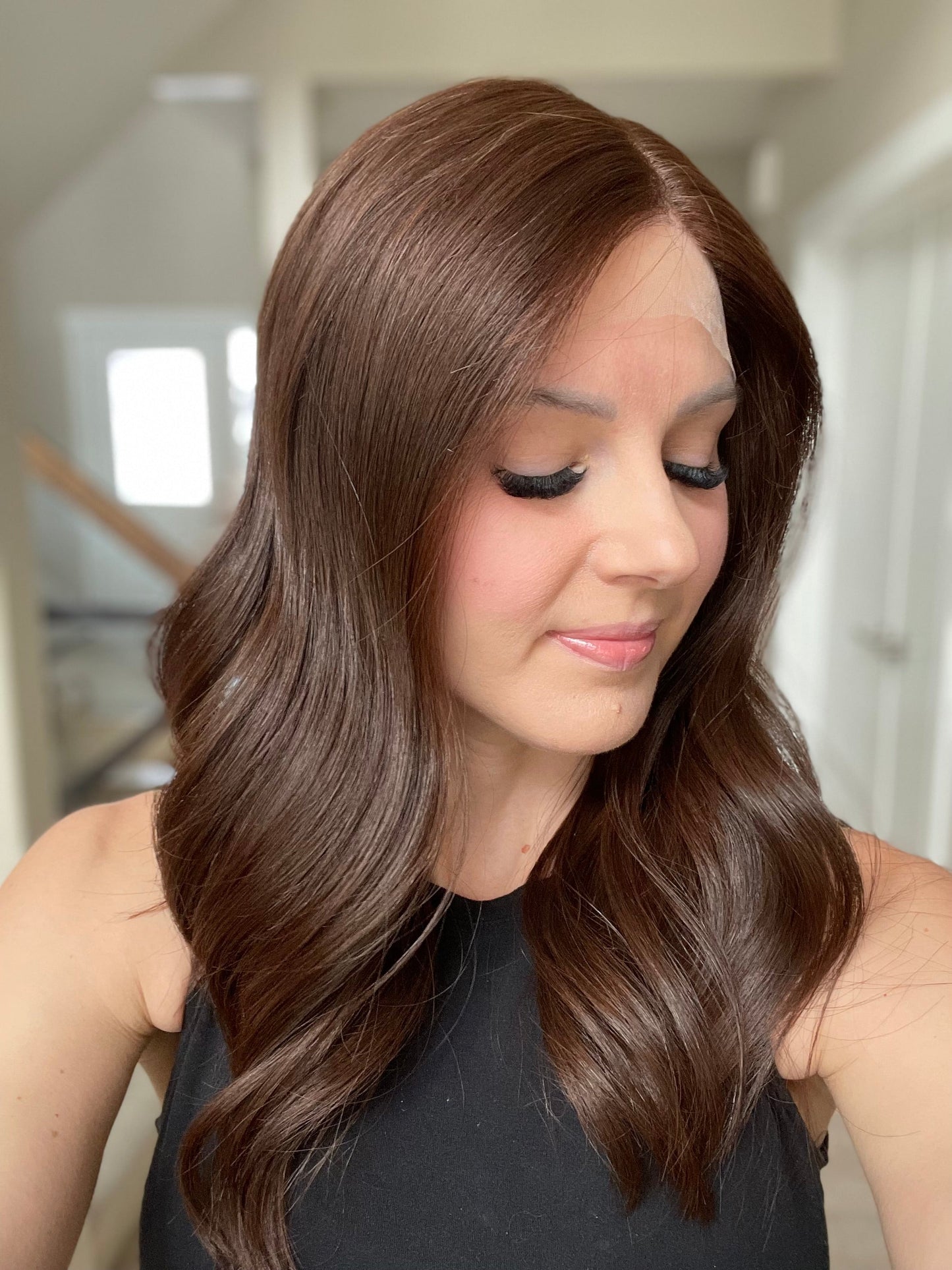 22" Laura Comfort Cap Lace Top Wig (S)