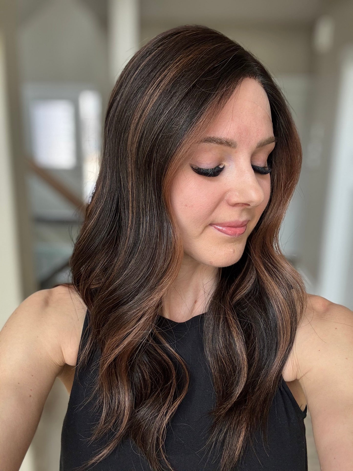 22" Larissa Comfort Cap Lace Top Wig (S)