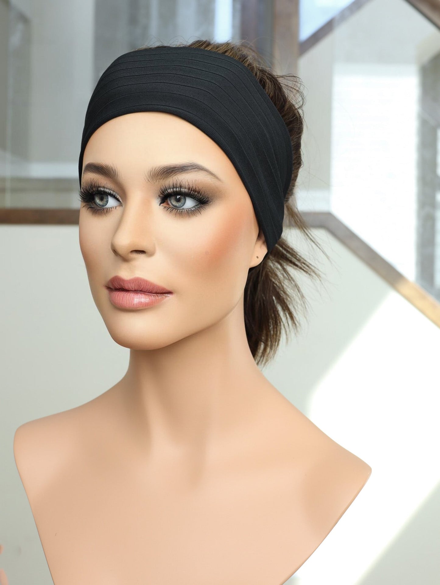 22" Jennifer Pony Active Wig (S)