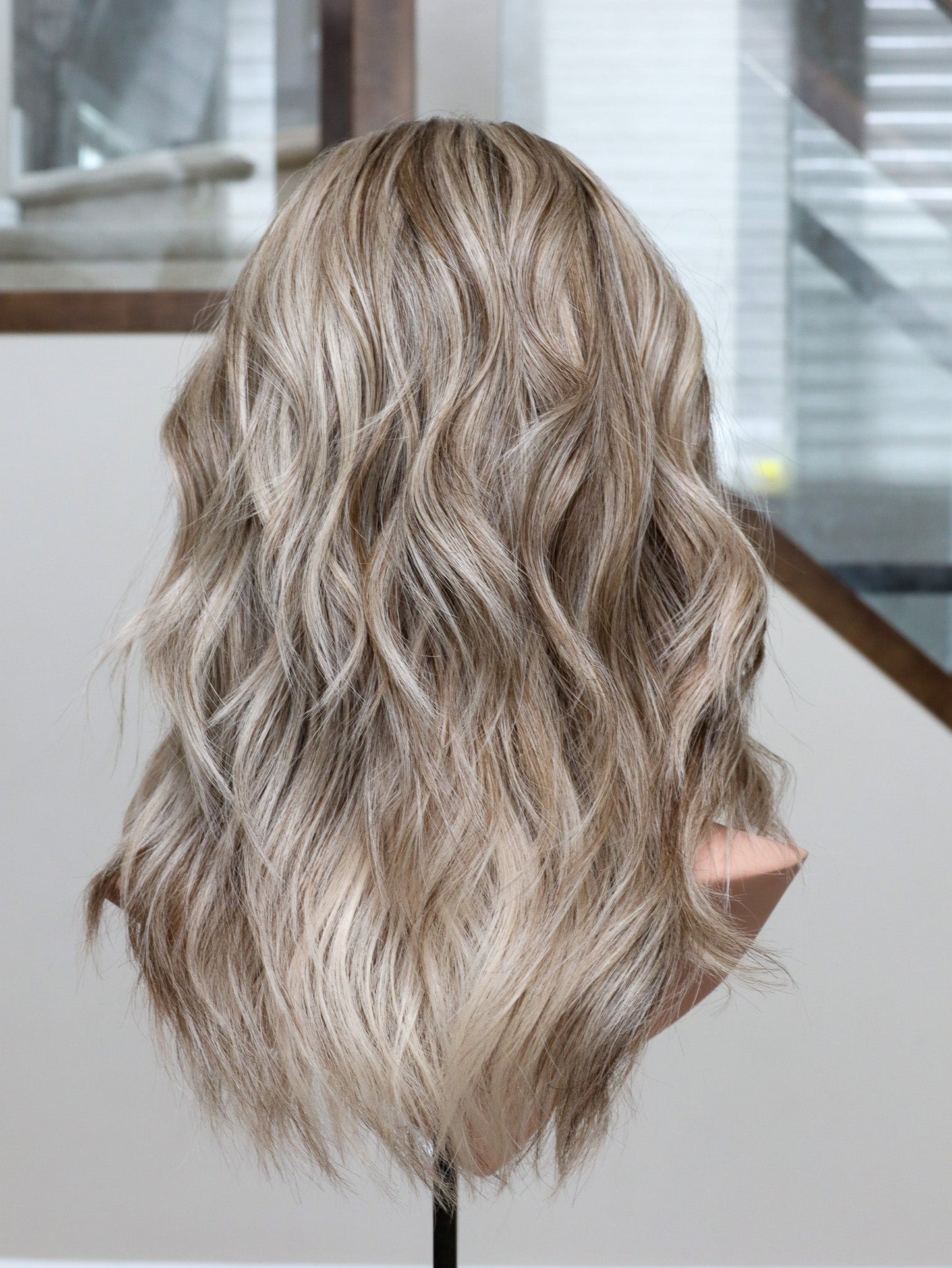 20" Kate Bandfall Active Wig (M)