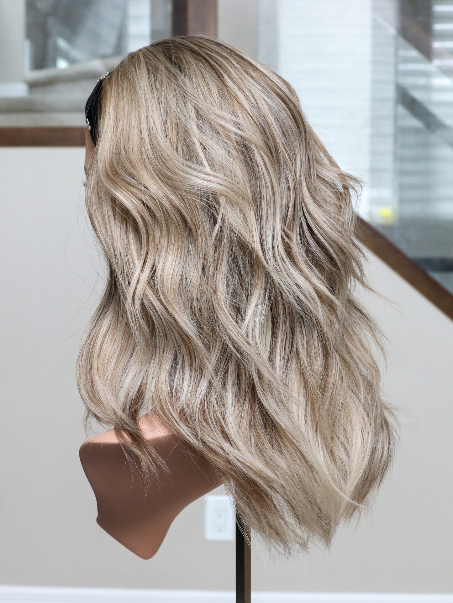 20" Kate Bandfall Active Wig (M)