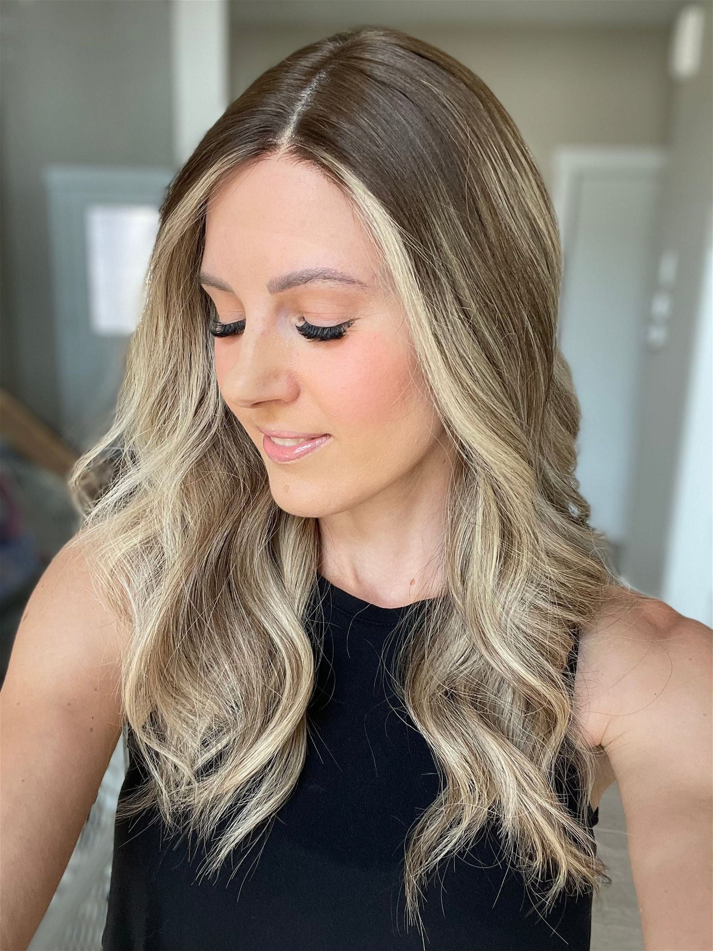 21" Kassie Comfort Cap Silk Top Wig (S/M)