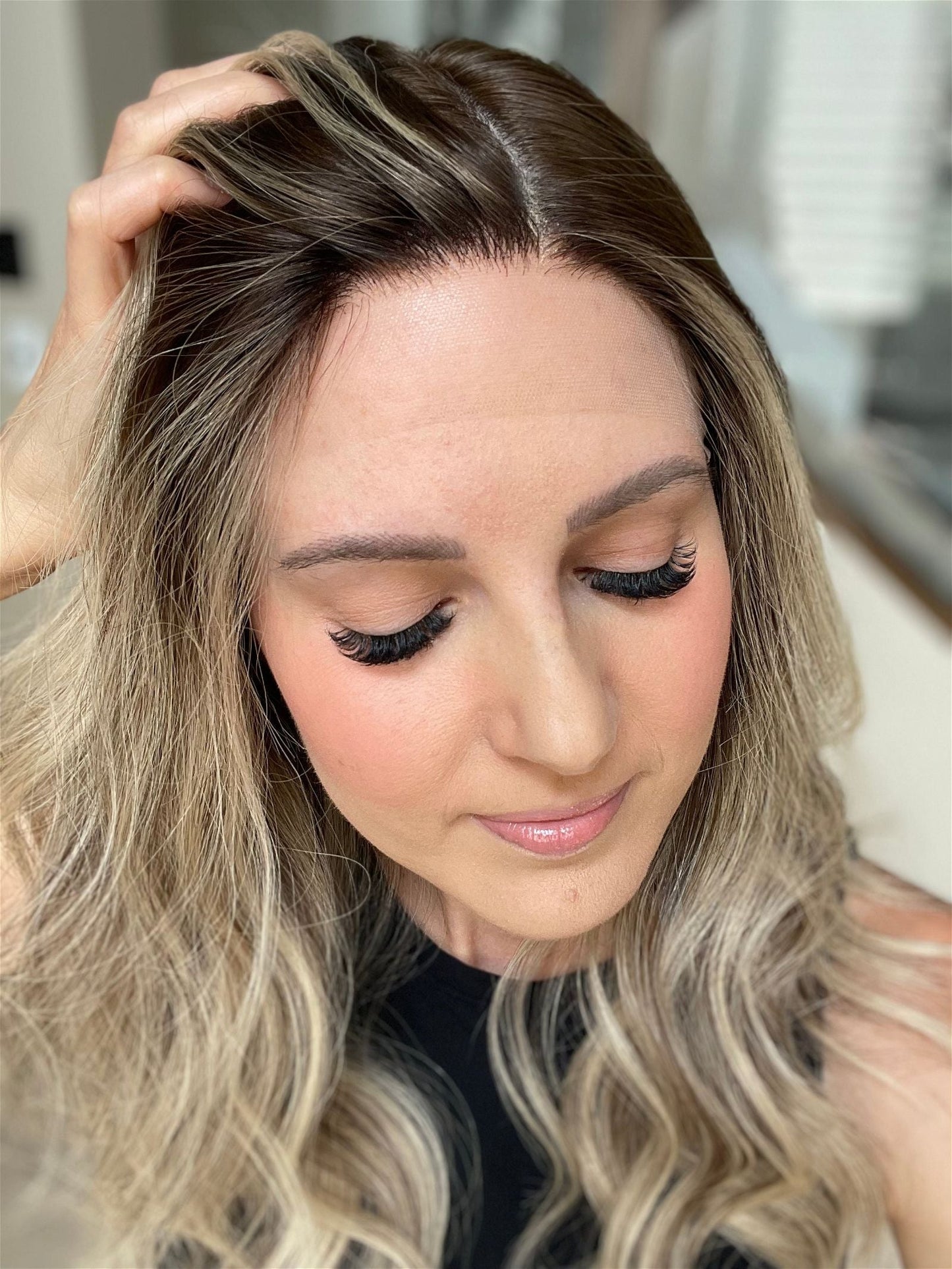 21" Kassie Comfort Cap Silk Top Wig (S/M)