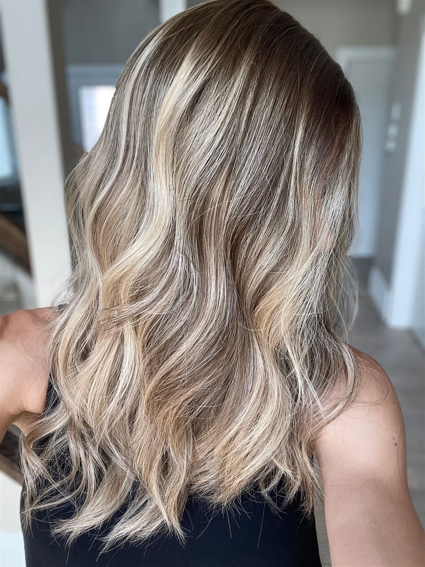 21" Kassie Comfort Cap Silk Top Wig (S/M)