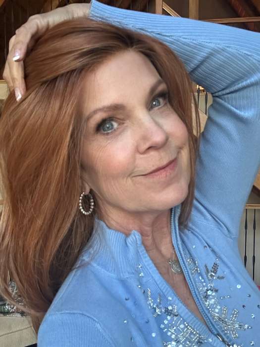 Lauren | Synthetic Lace Front Wig (Hand-Tied)