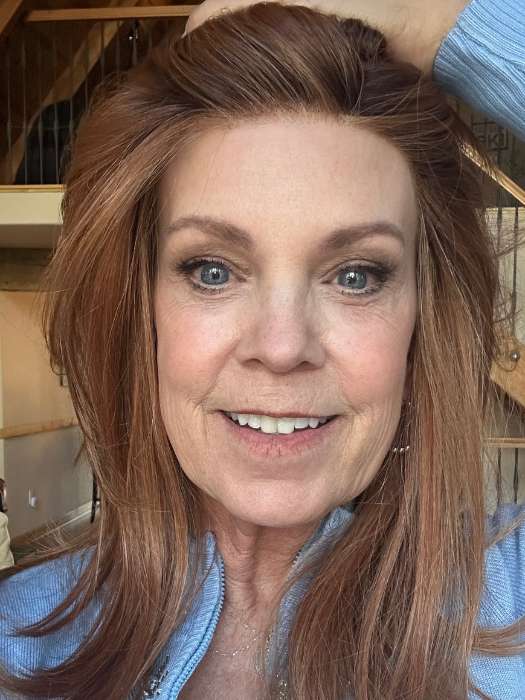 Lauren | Synthetic Lace Front Wig (Hand-Tied)