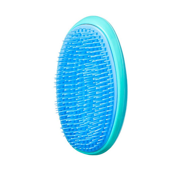 RED by Kiss Easy Grip Detangle Brush